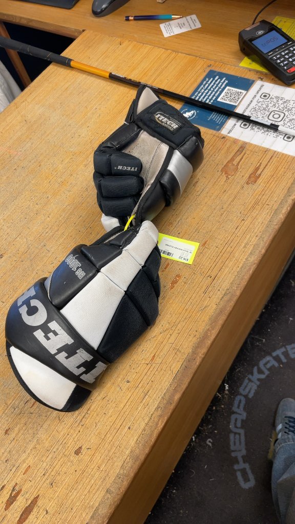 Itech HG1000 13" Hockey Gloves - Grey/Black