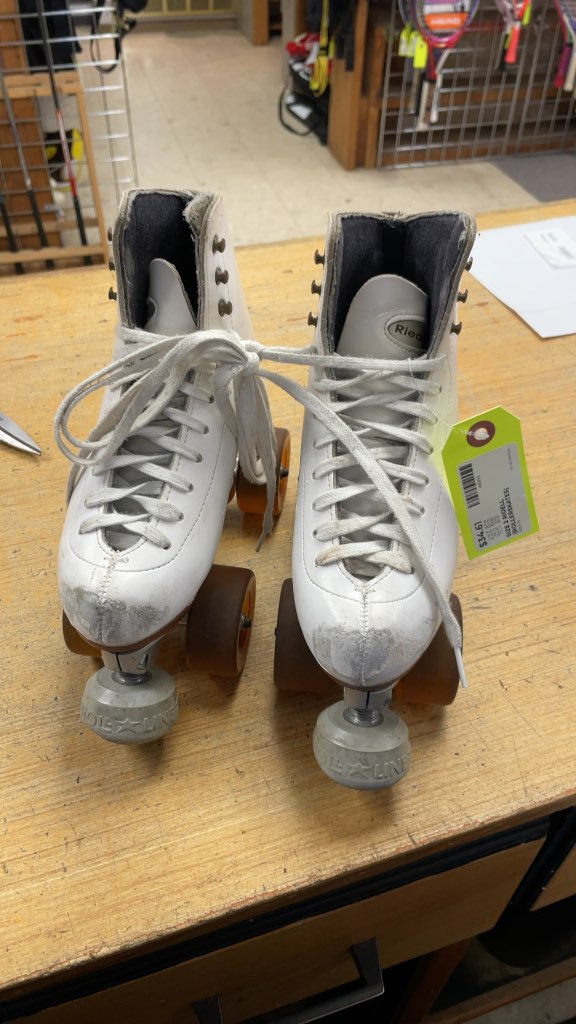 Riedell White Roller Skates Size 2
