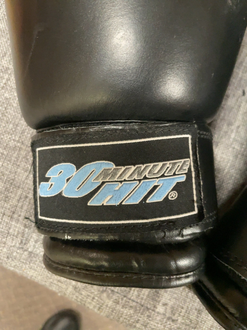 30 Minute Hit 10 oz Black Boxing Gloves