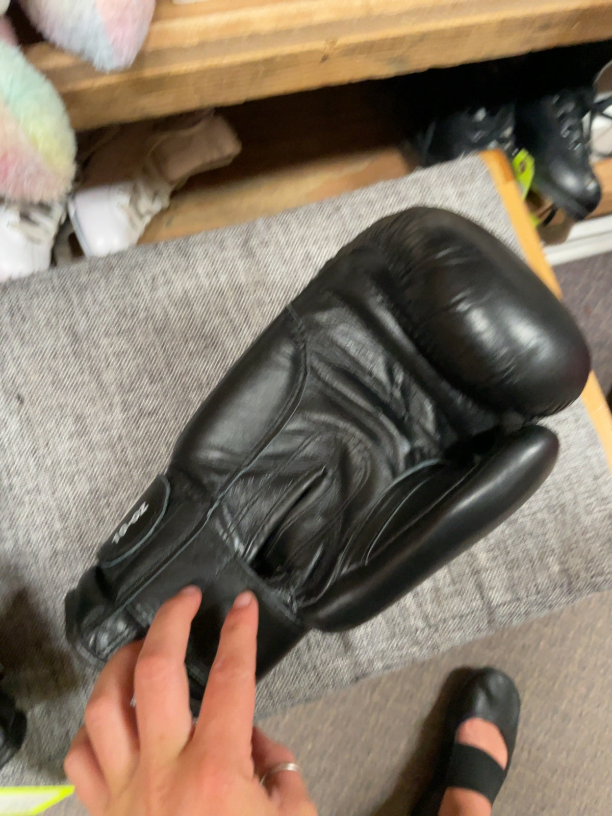 30 Minute Hit 10 oz Black Boxing Gloves