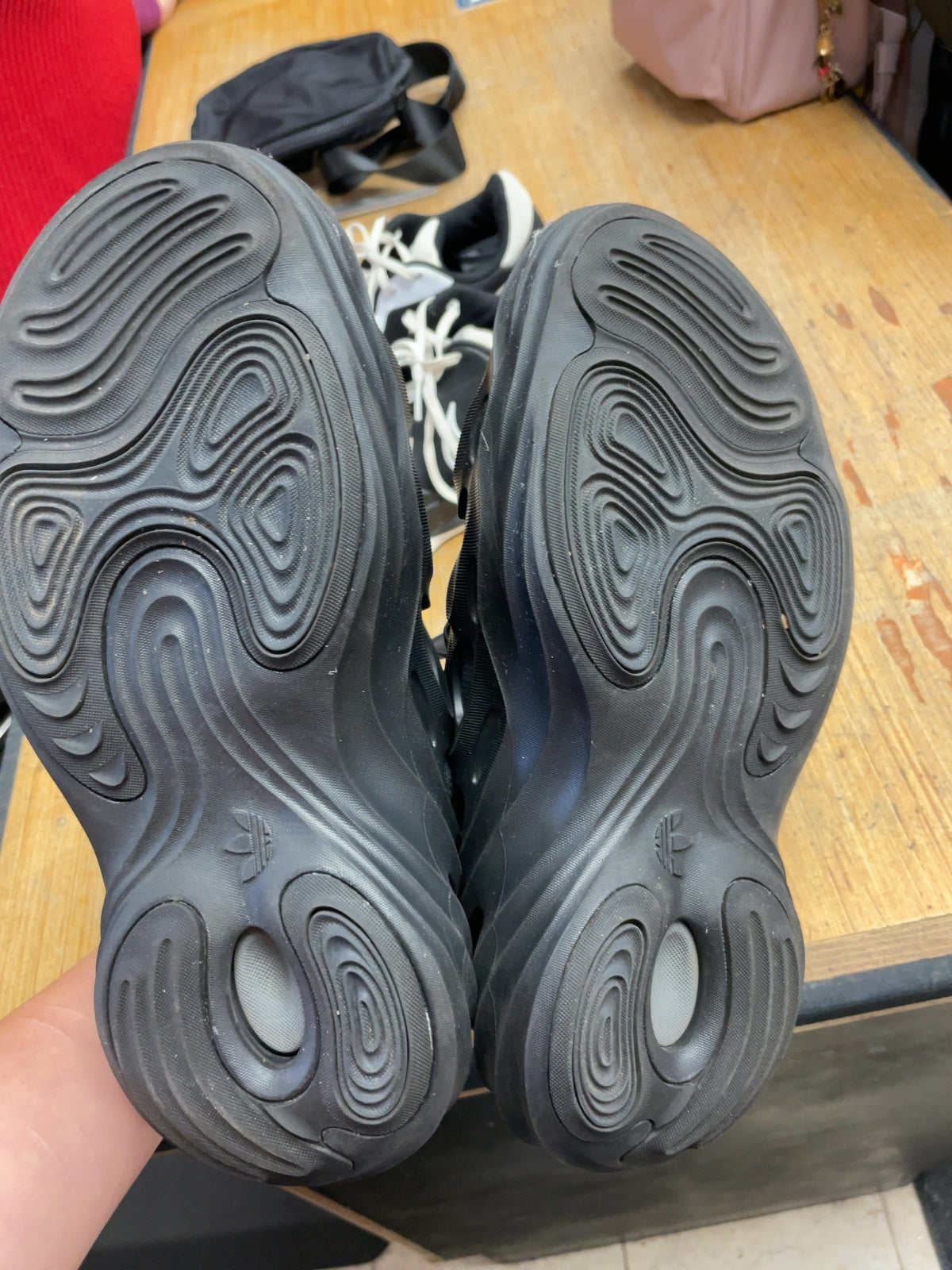 Adidas Adifom Q Size 7 Black Sneakers