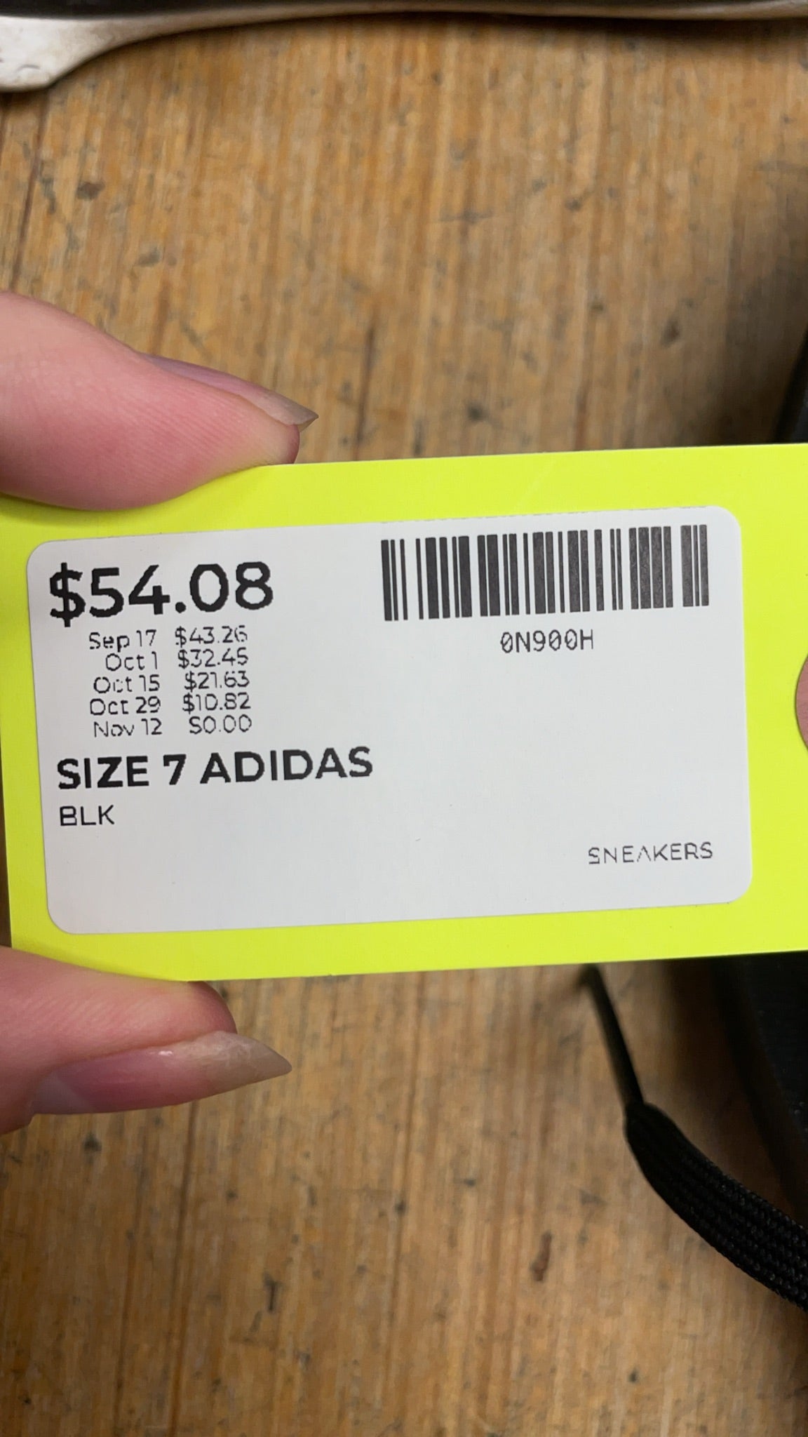 Adidas Adifom Q Size 7 Black Sneakers