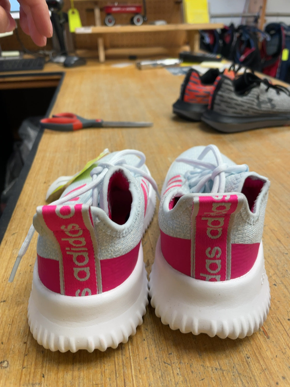 Adidas Cloudfoam Size 3 Blue/Pink Runners