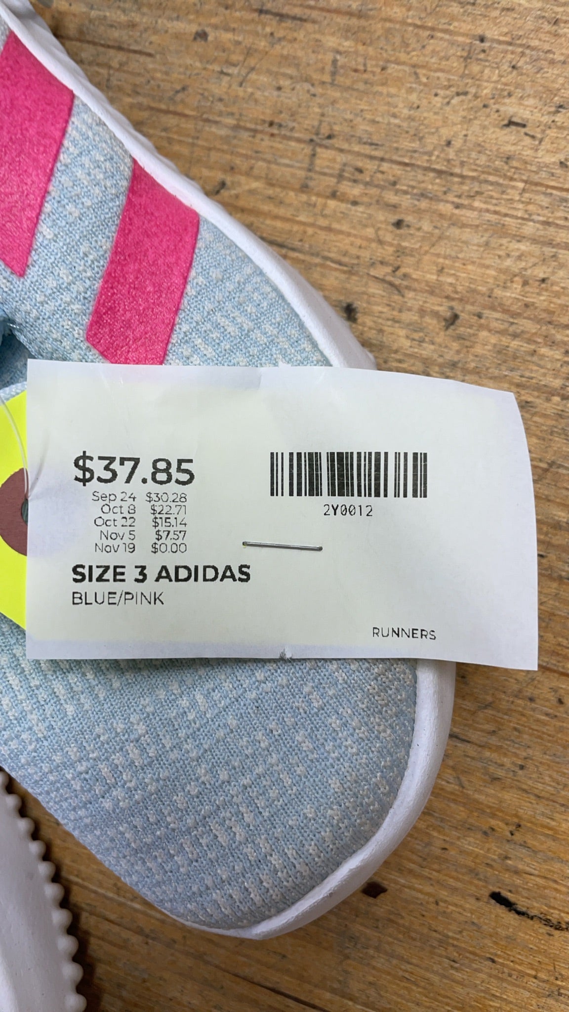 Adidas Cloudfoam Size 3 Blue/Pink Runners