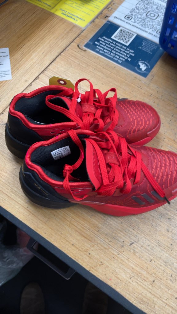 Adidas D.O.N. Issue 4 Basketball Shoes - Red - Size 4