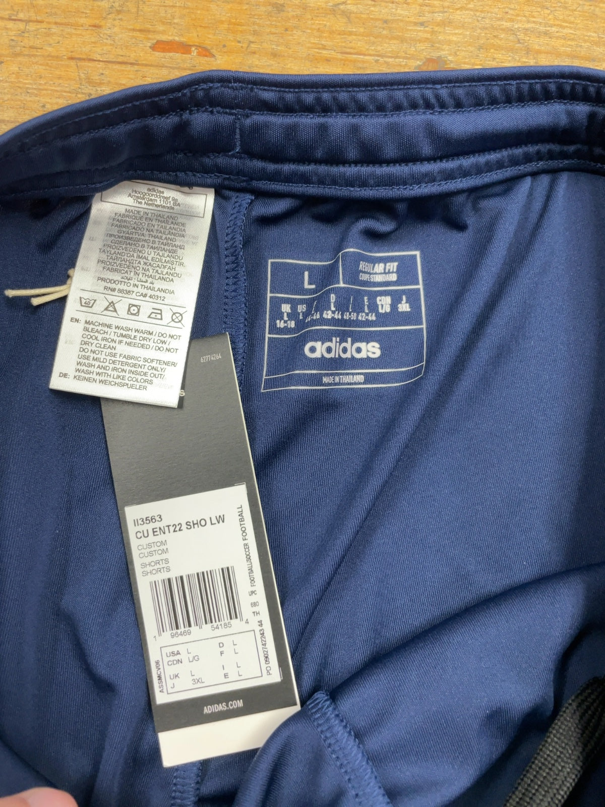 Adidas Entrada 22 Size L Soccer Shorts