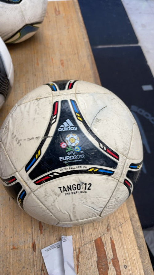 Adidas Euro 2012 Tango 12 Soccer Ball