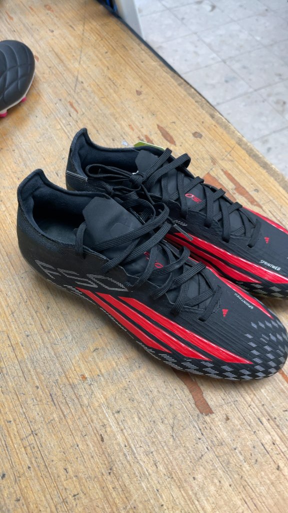 Adidas F50 Soccer Cleats - Size 7 - Black/Red