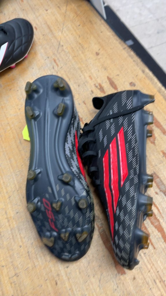 Adidas F50 Soccer Cleats - Size 7 - Black/Red