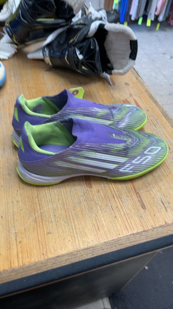 Adidas F50 Turf Soccer Shoes - Size 7.5