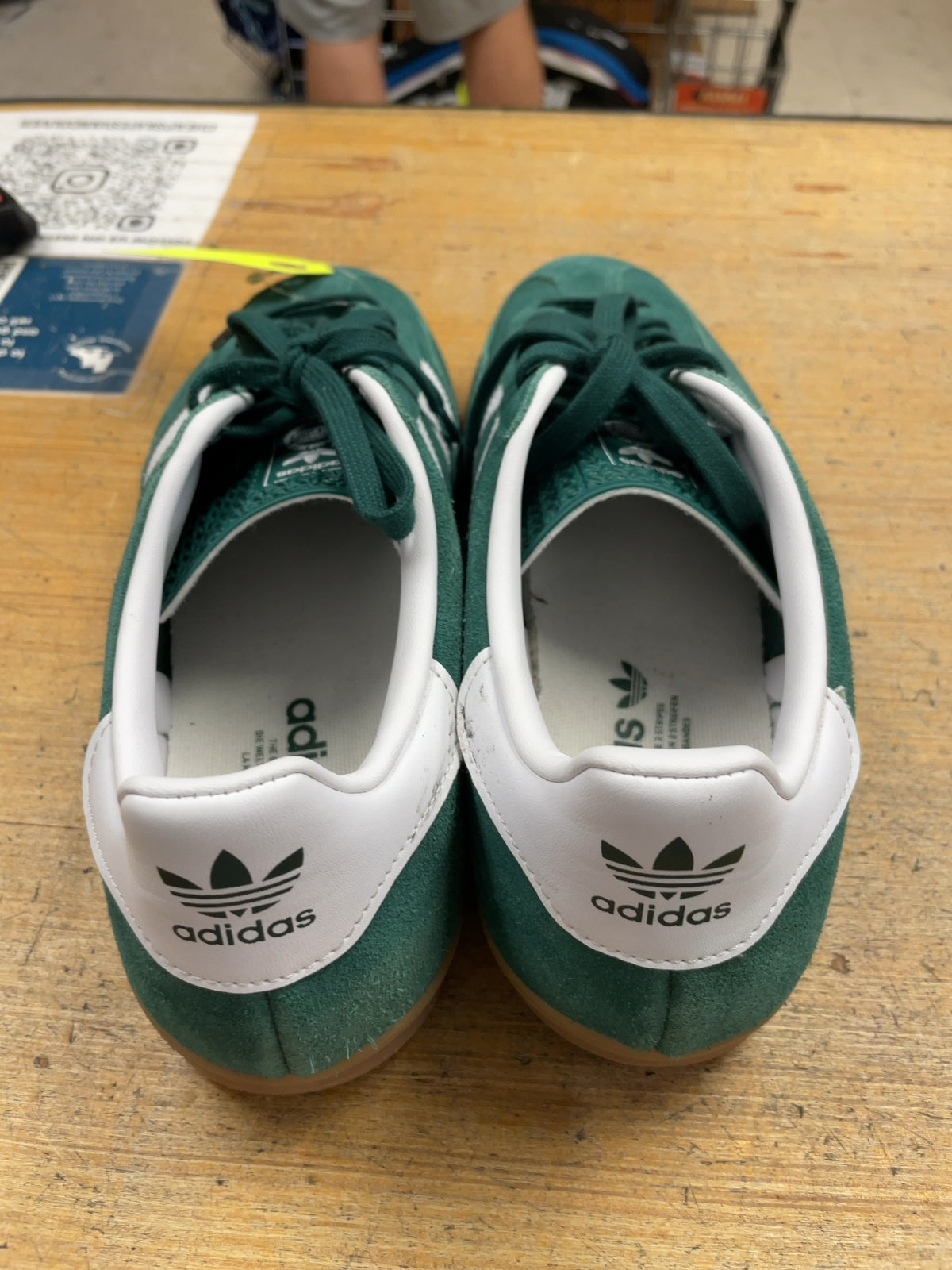 Adidas Gazelle Men's 10.5 Green/White Sneakers