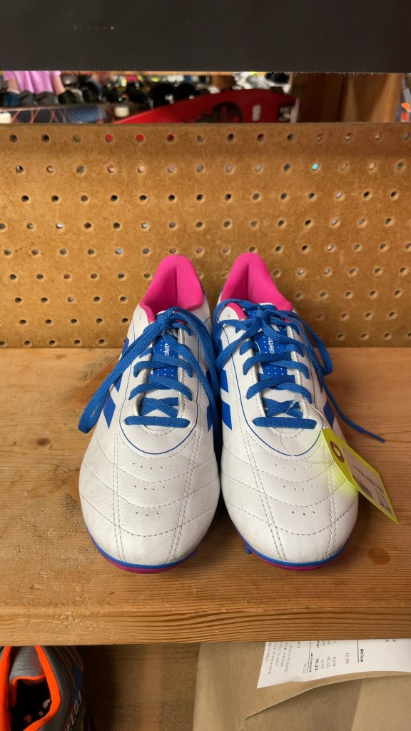 Adidas Goletto Soccer Cleats - Size 8