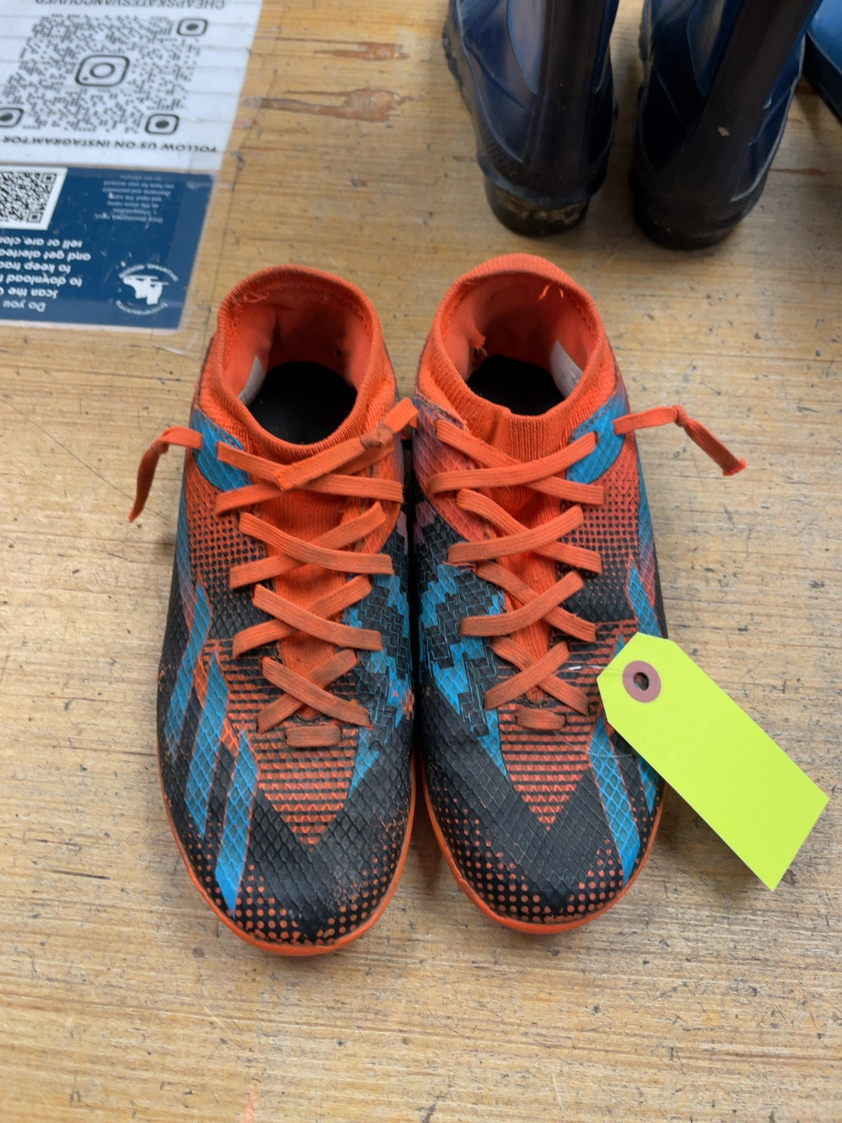 Adidas Indoor Soccer Shoes 3.5 Orange/Black
