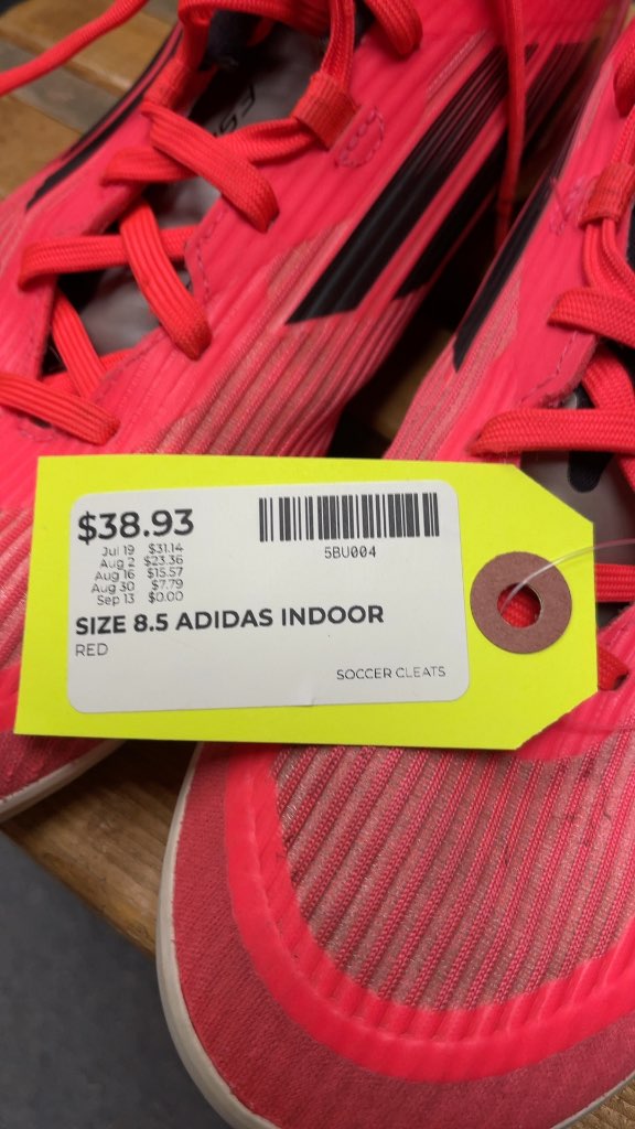 Adidas Indoor Soccer Shoes Size 8.5 Red