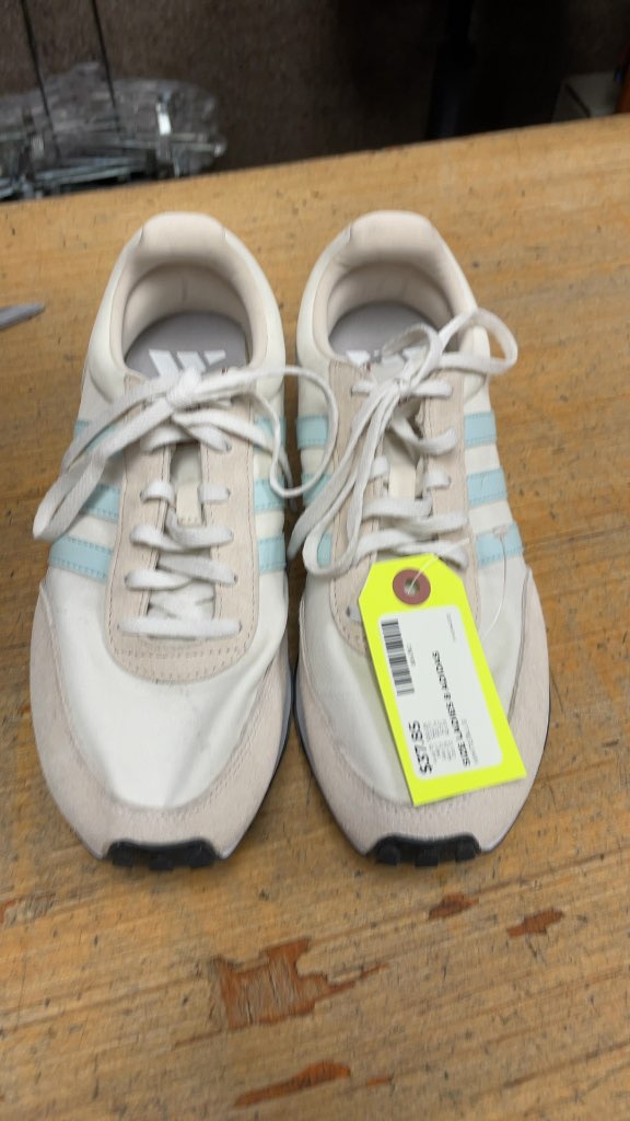 Adidas Ladies Sneakers Size 8