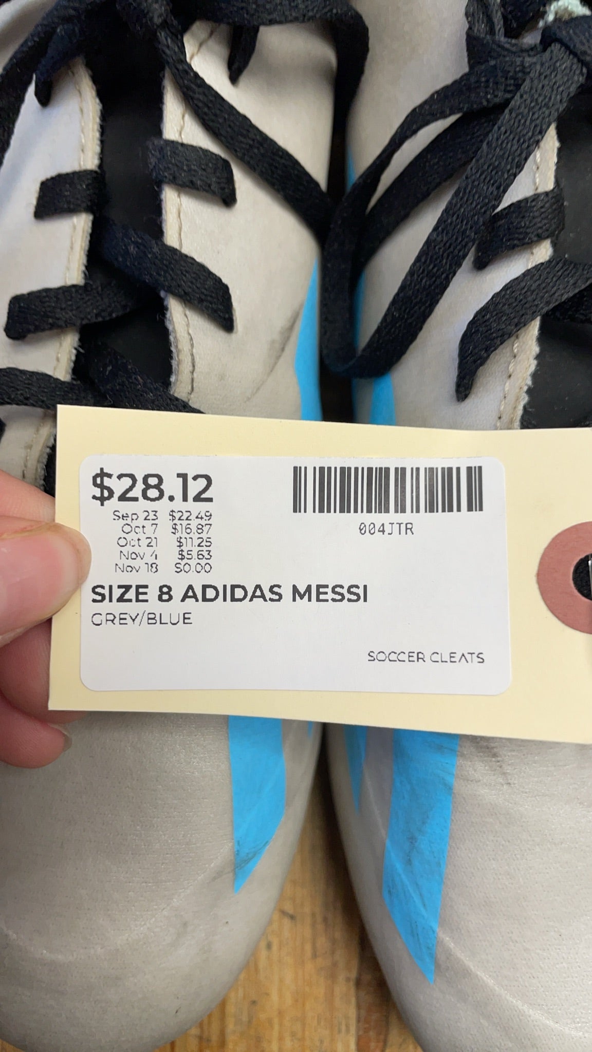 Adidas Messi Size 8 Soccer Cleats