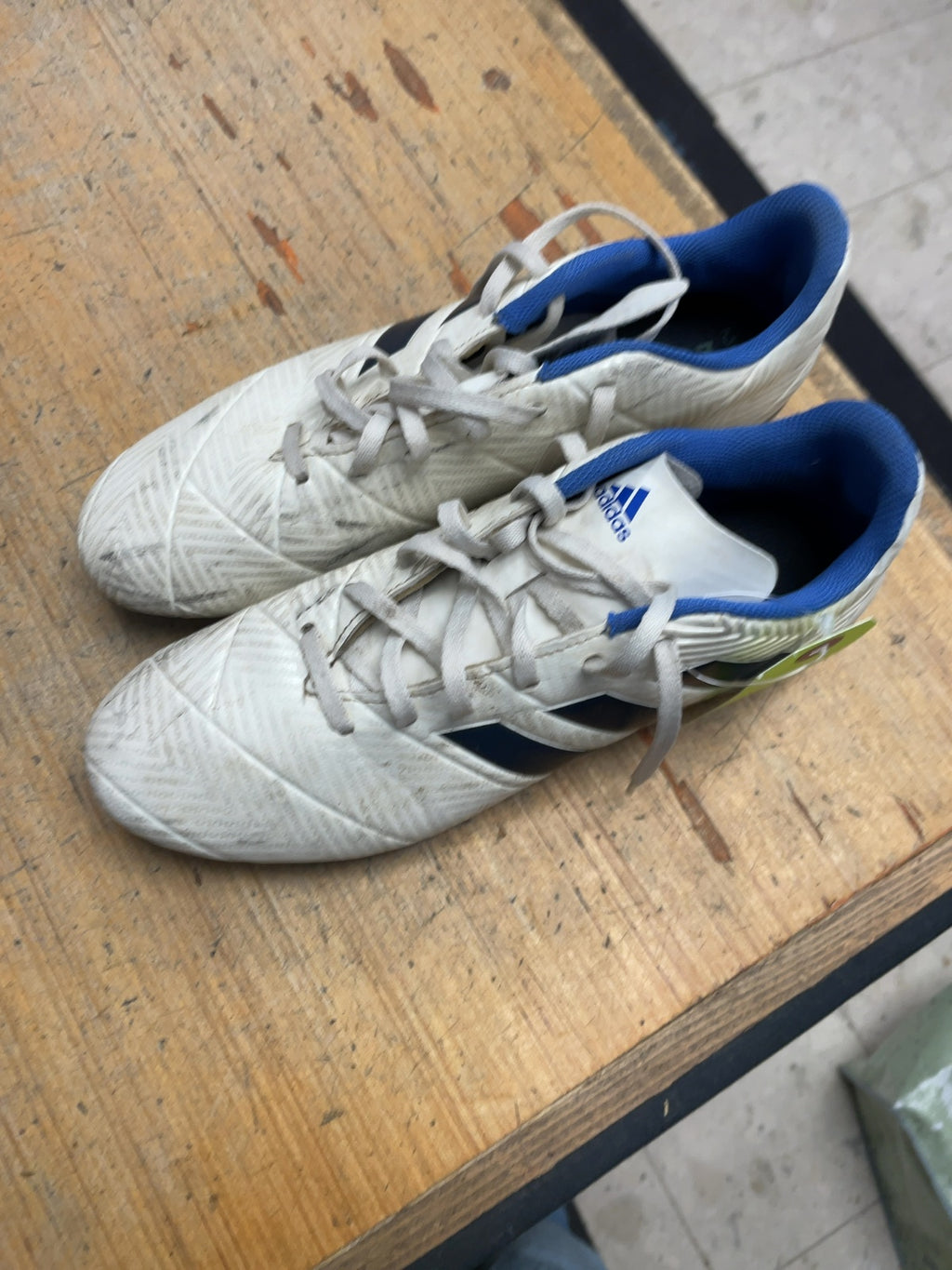 Adidas Nemeziz Size 9 Ladies Soccer Cleats
