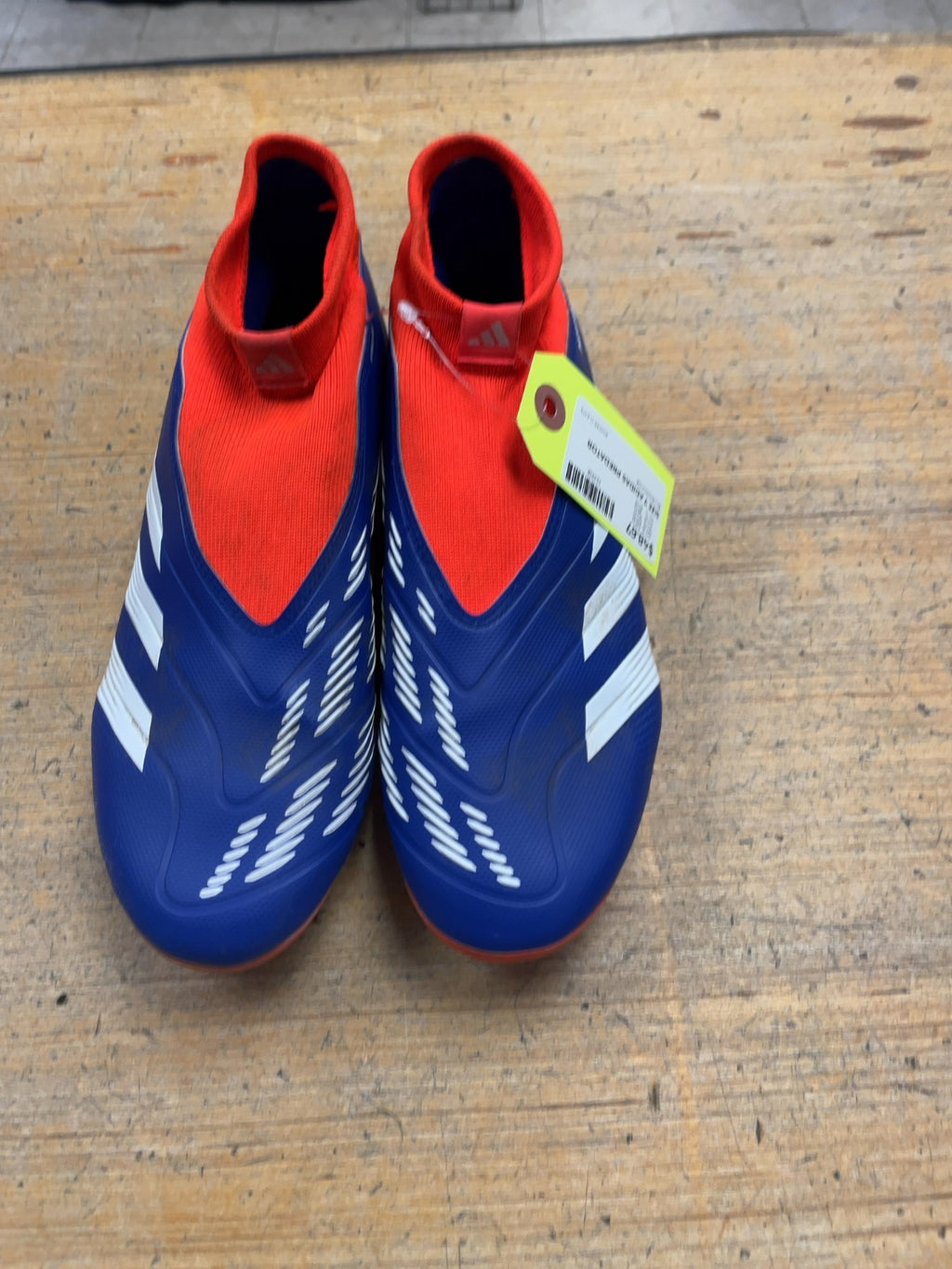 Adidas Predator Size 7 Soccer Cleats