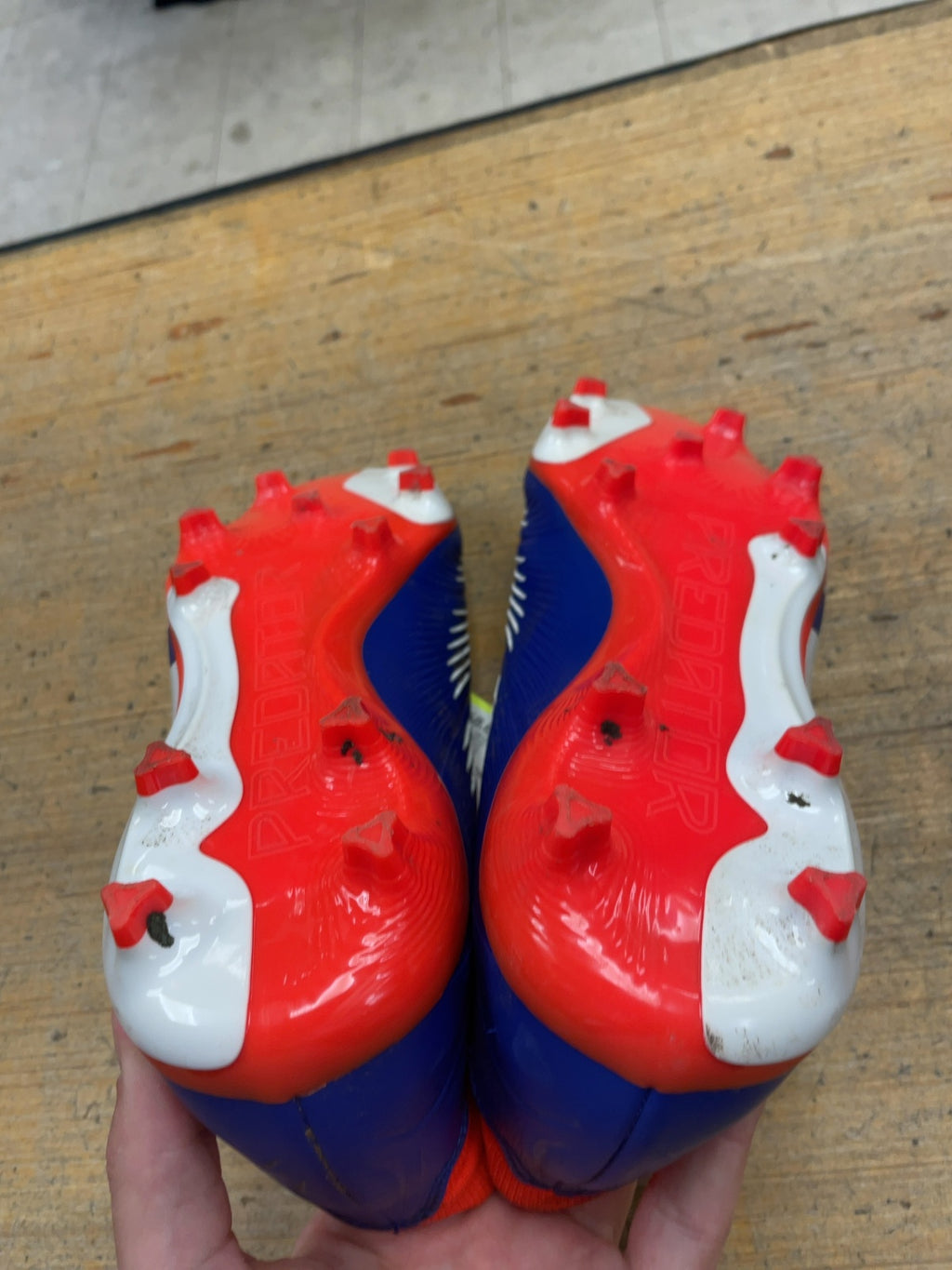 Adidas Predator Size 7 Soccer Cleats