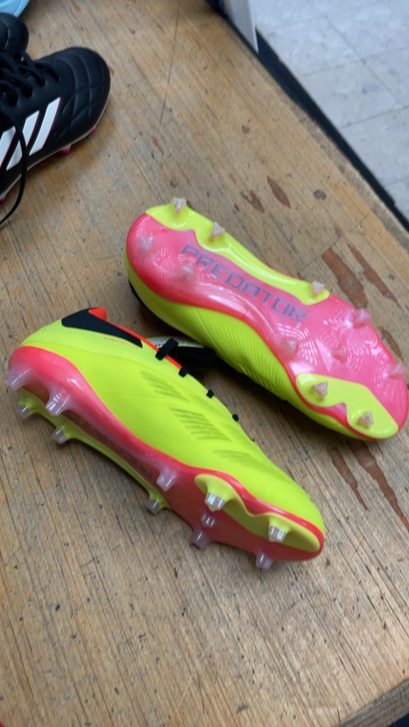 Adidas Predator Soccer Cleats - Neon Yellow/Black/Red - Size 4.5