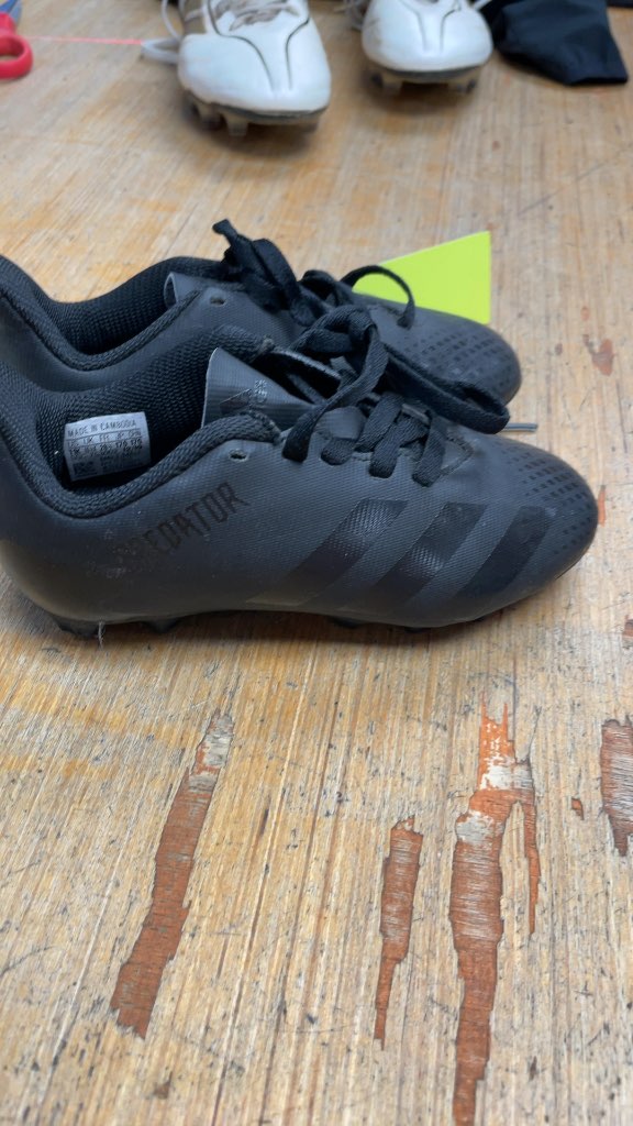 Adidas Predator Soccer Cleats - Size 11C