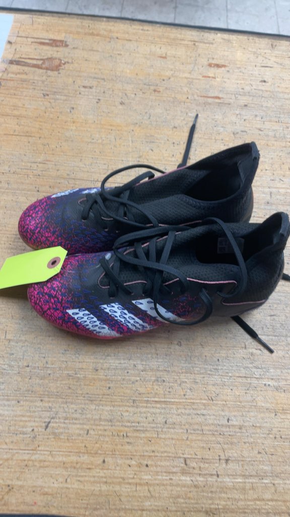Adidas Predator Soccer Cleats - Size 3.5