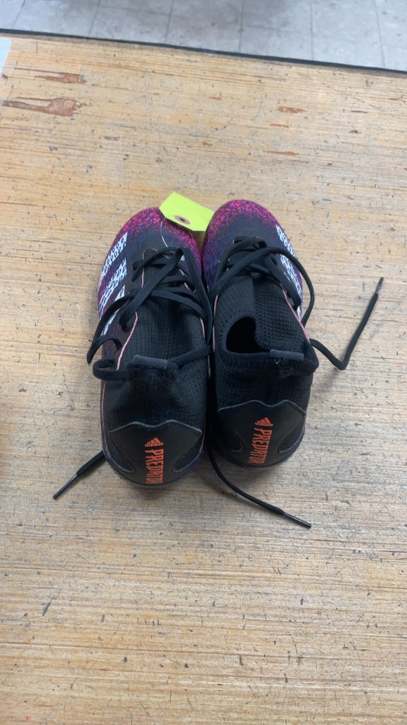 Adidas Predator Soccer Cleats - Size 3.5