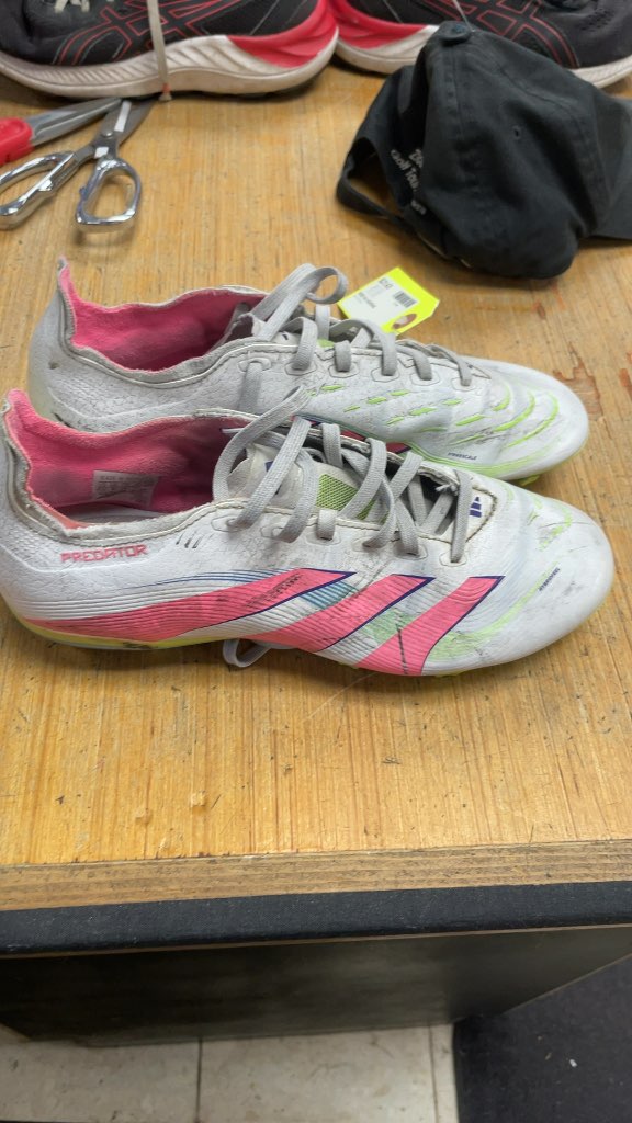 Adidas Predator Soccer Cleats Size 6.5