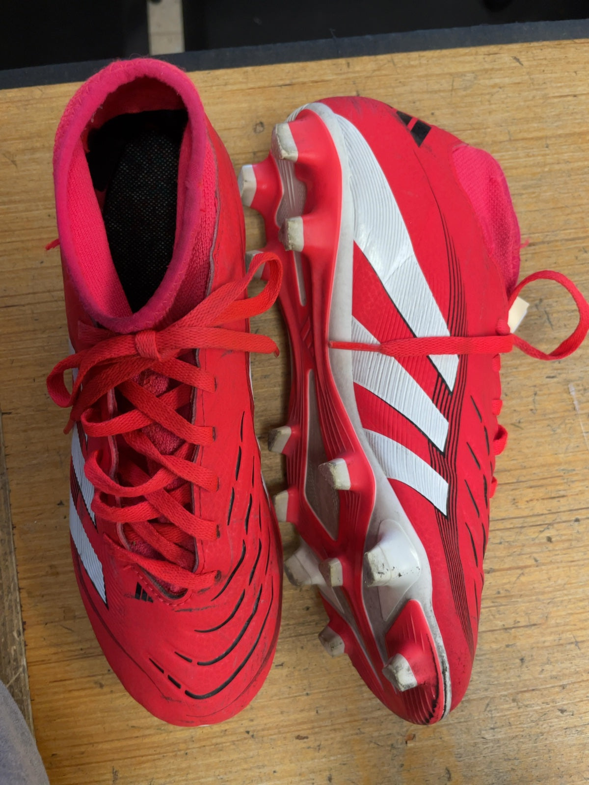 Adidas Predator Soccer Cleats Size 6.5 Red