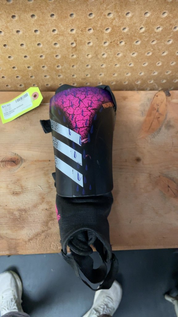 Adidas Predator Soccer Shin Pads - Size Medium