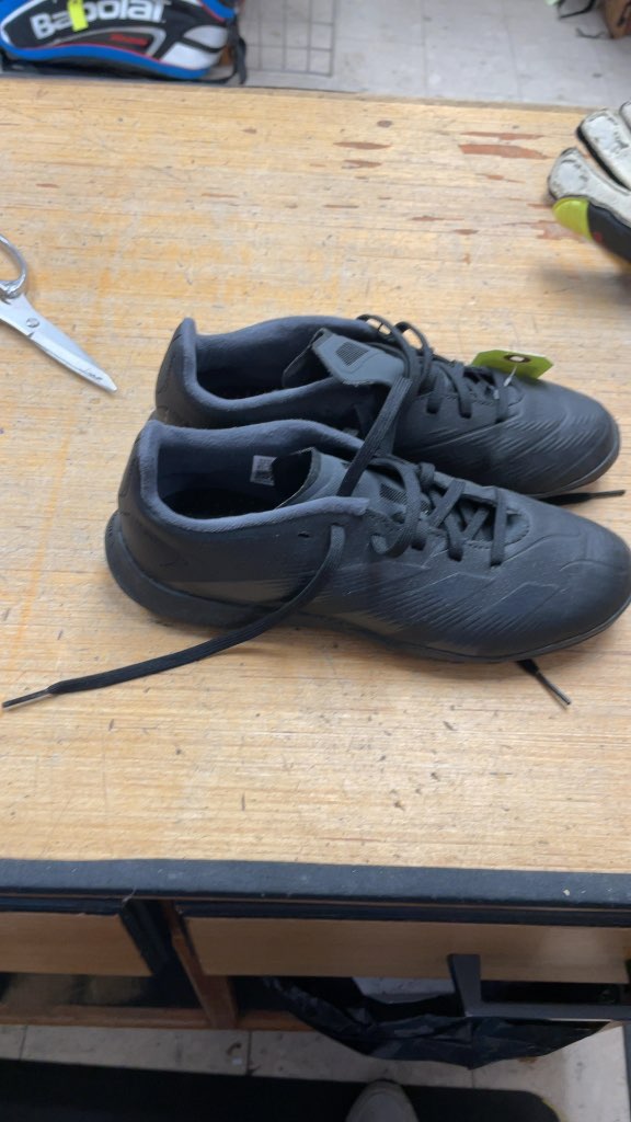 Adidas Predator Turf Soccer Cleats - Size 5.5