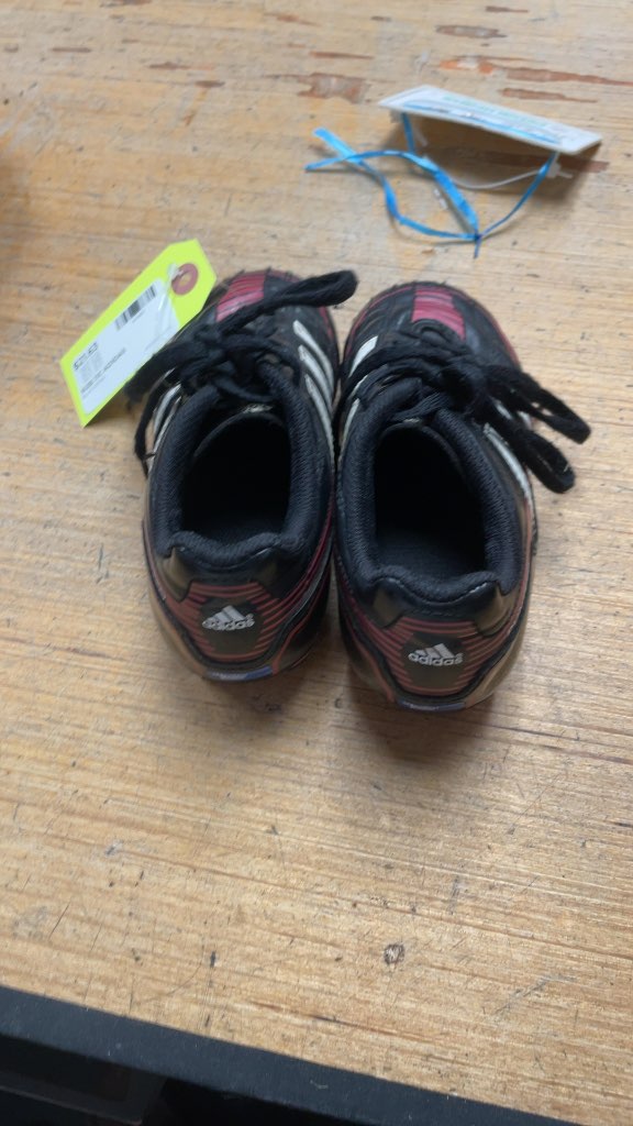 Adidas Puntero Youth Soccer Cleats Size 11C Black/Pink