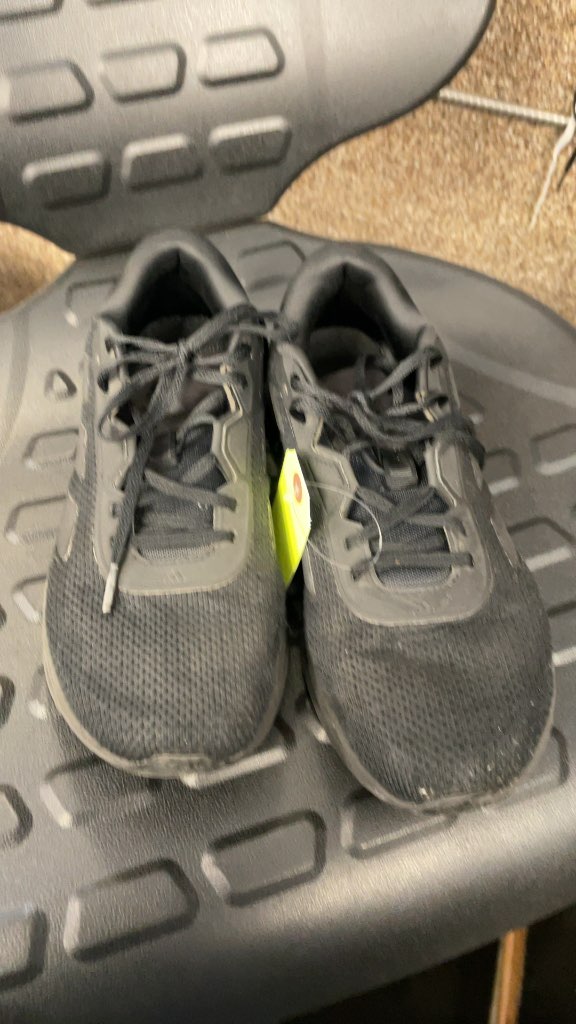 Adidas Running Shoes - Size 9 - Black
