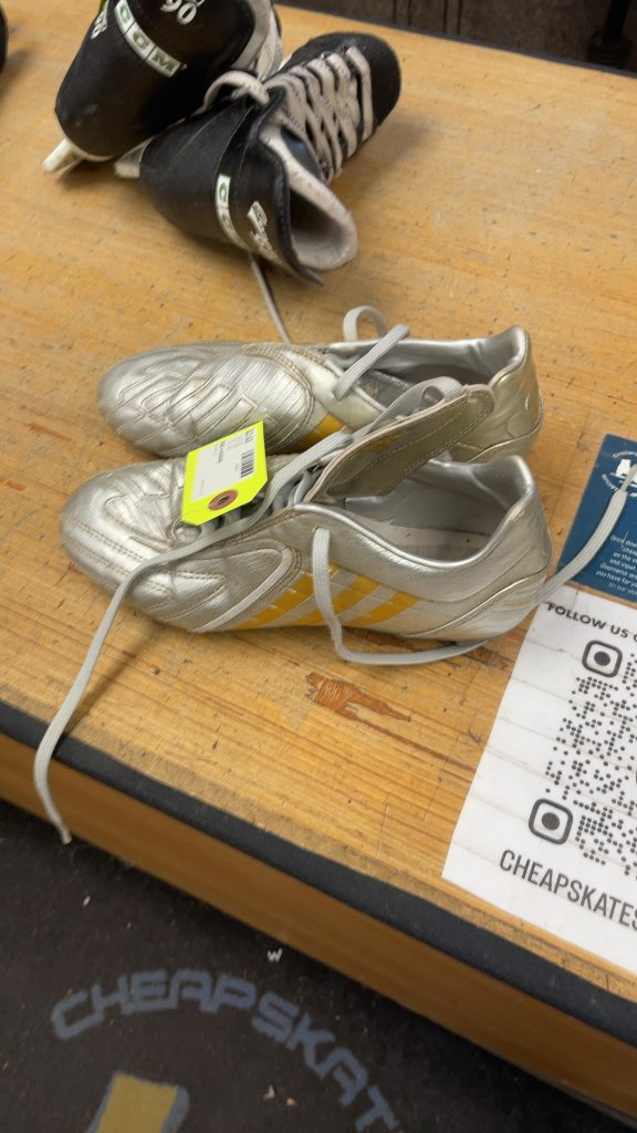 Adidas Silver/Gold Soccer Cleats Size 4