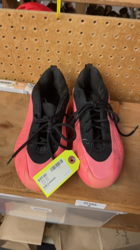 Adidas Size 6 Black/Pink Court Shoes