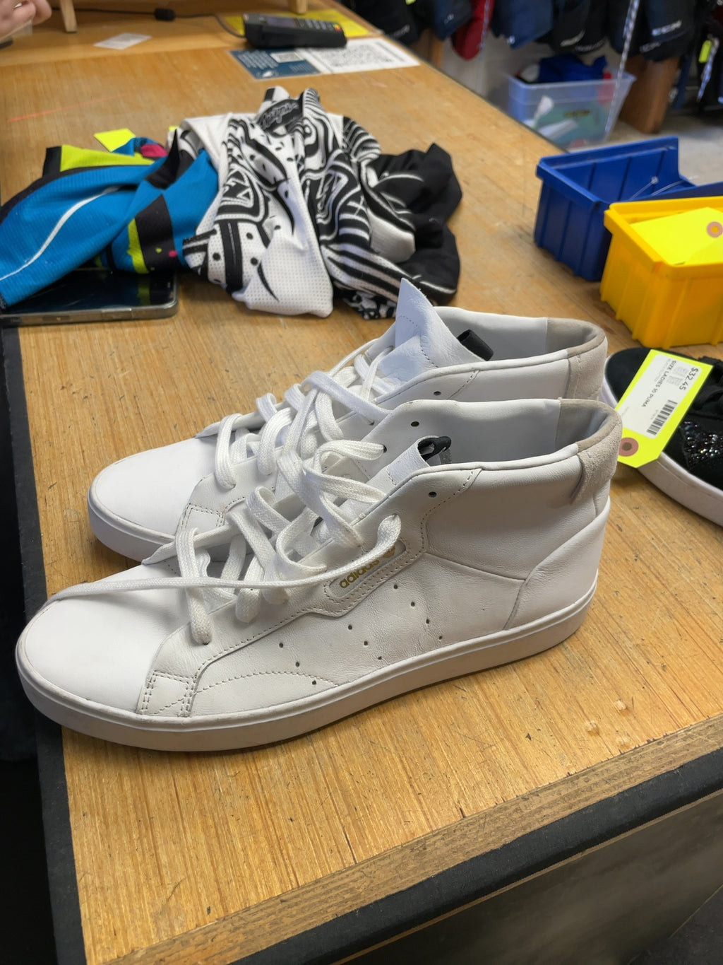 Adidas Sleek Mid Size 10 White Sneakers