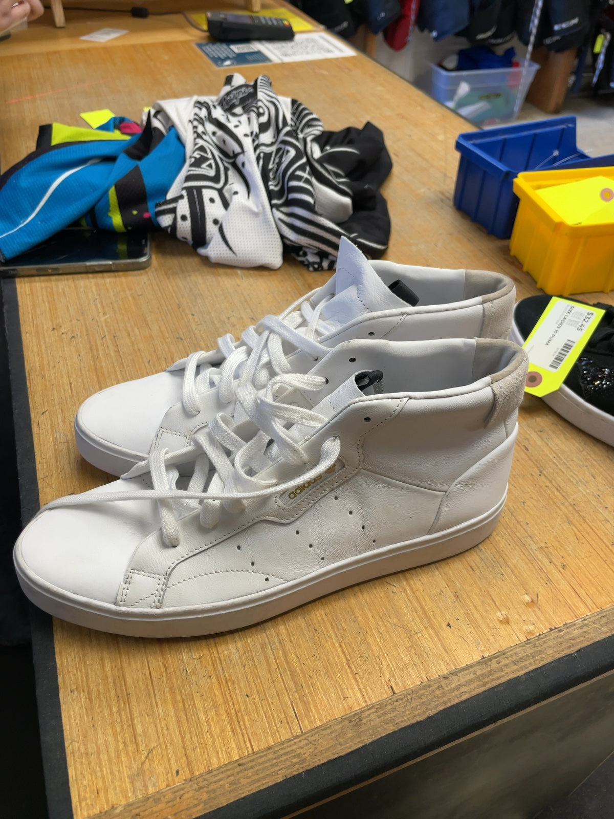 Adidas Sleek Mid Size 10 White Sneakers