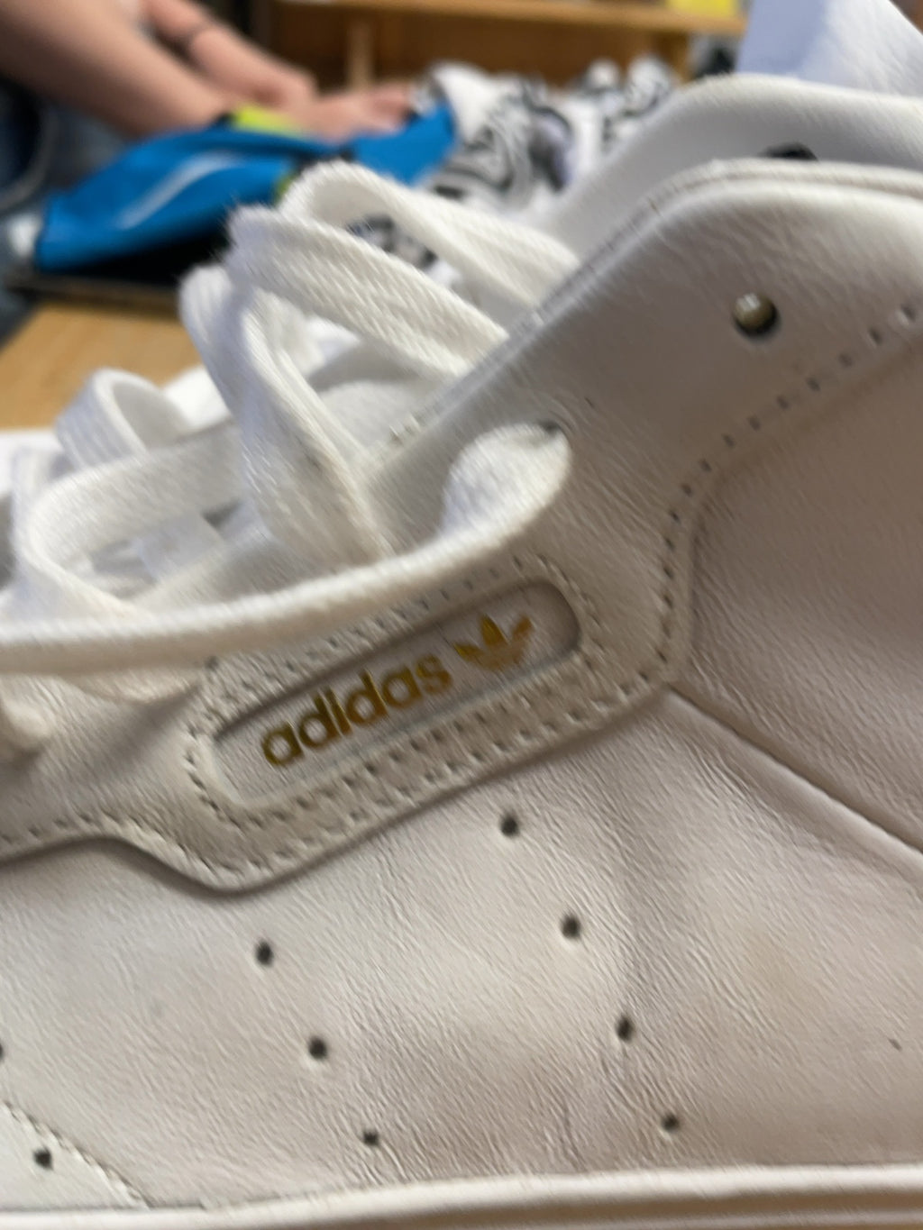 Adidas Sleek Mid Size 10 White Sneakers