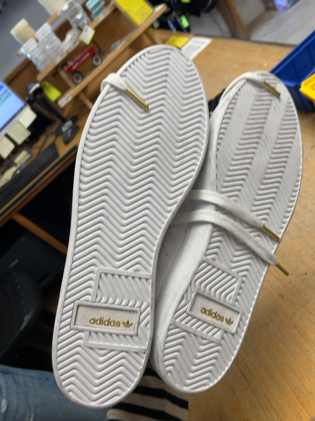 Adidas Sleek Mid Size 10 White Sneakers