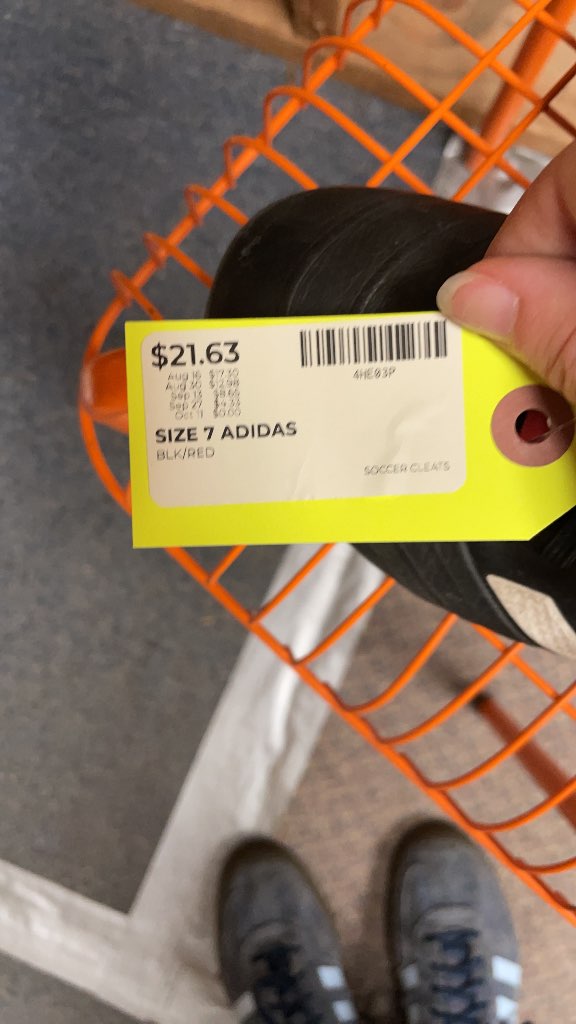 Adidas Soccer Cleats Black/Red Size 7