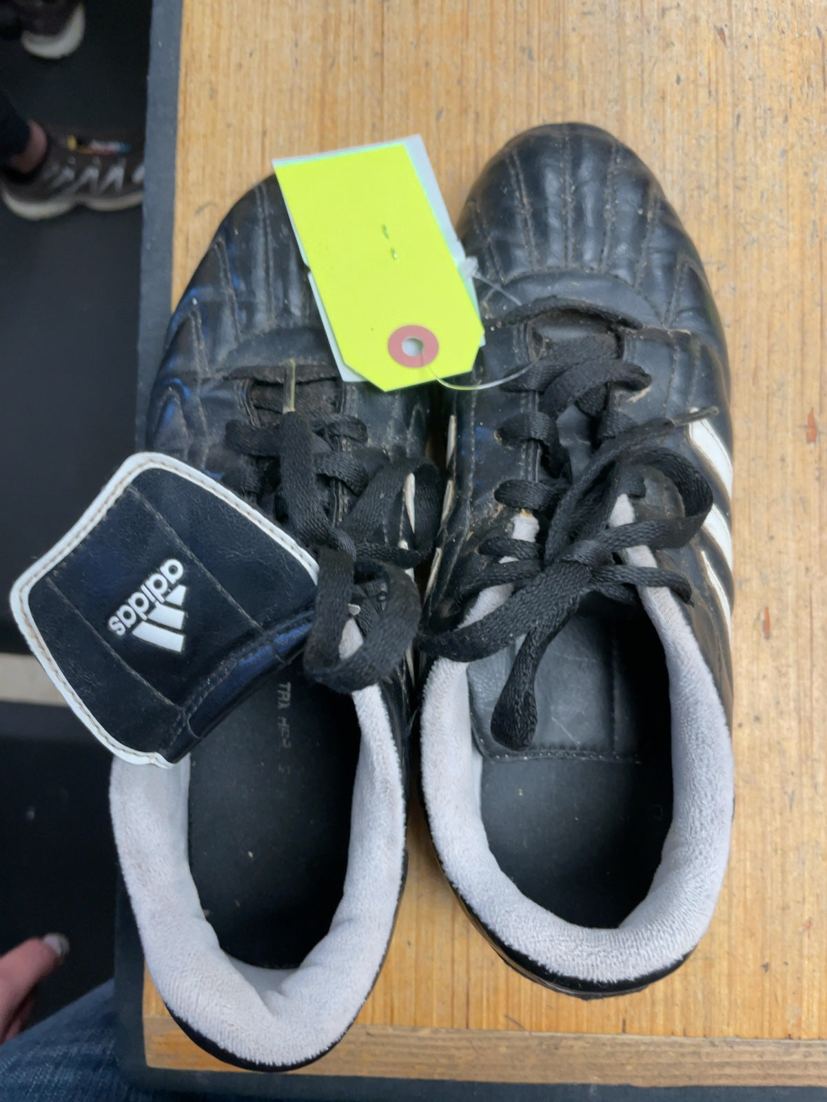 Adidas Soccer Cleats Size 6 Black/White