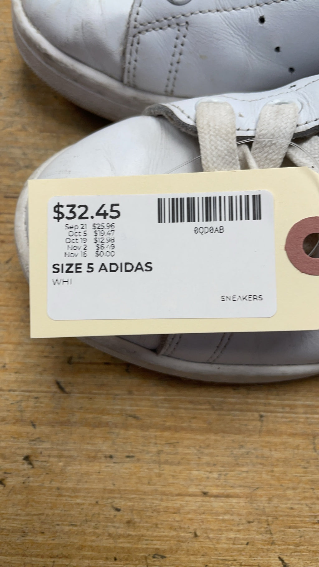Adidas Stan Smith Size 5 US White Sneakers