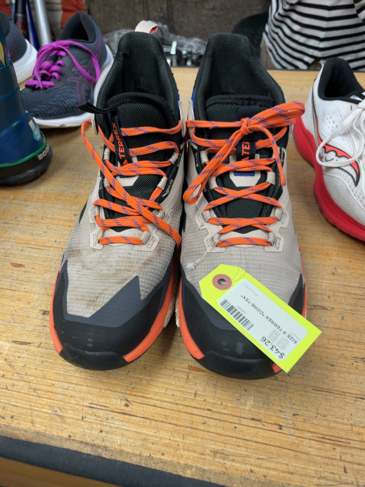 Adidas Terrex Gore-Tex Size 9 Hiking Boots