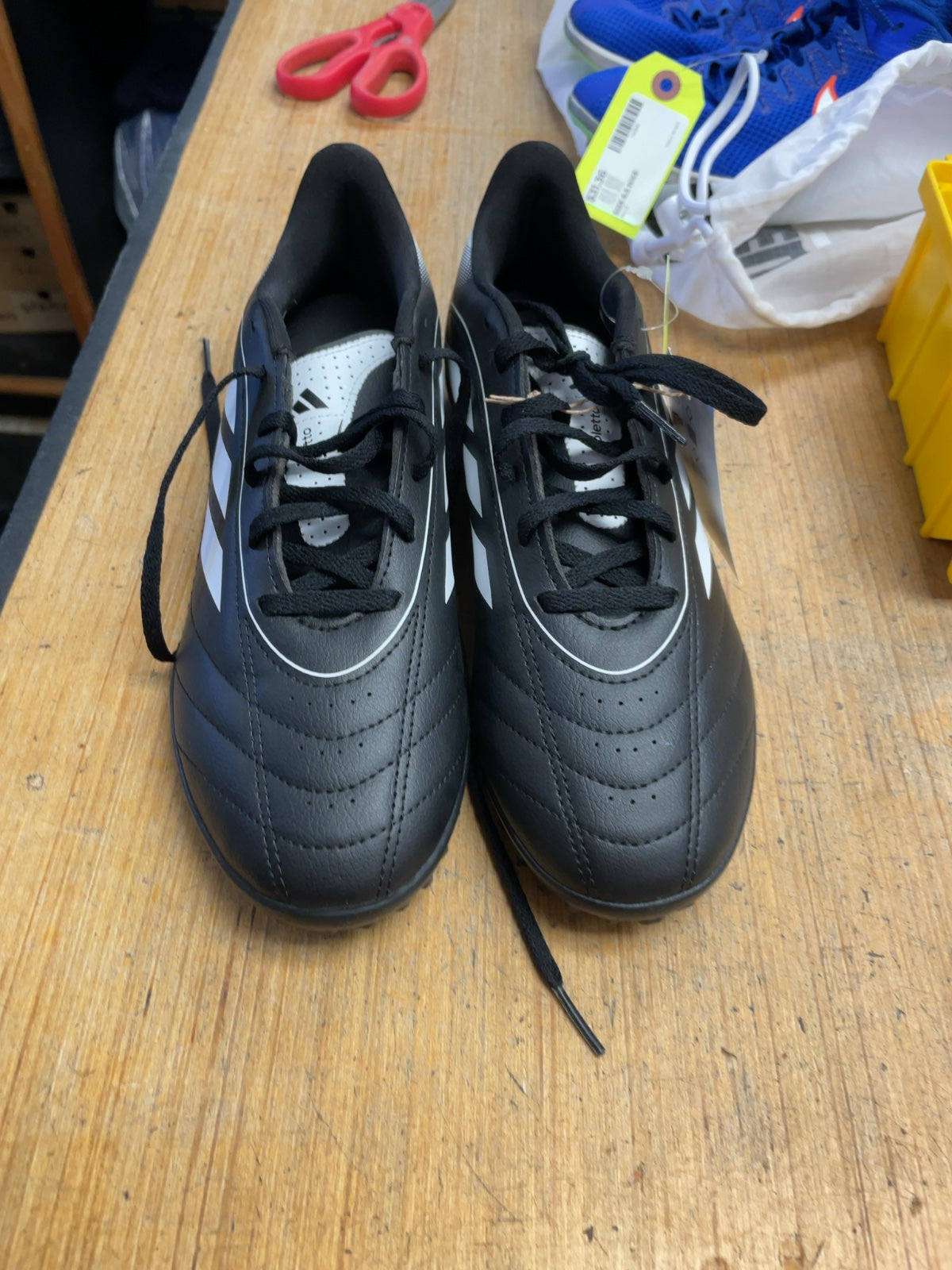 Adidas Turf Size 8 Soccer Cleats