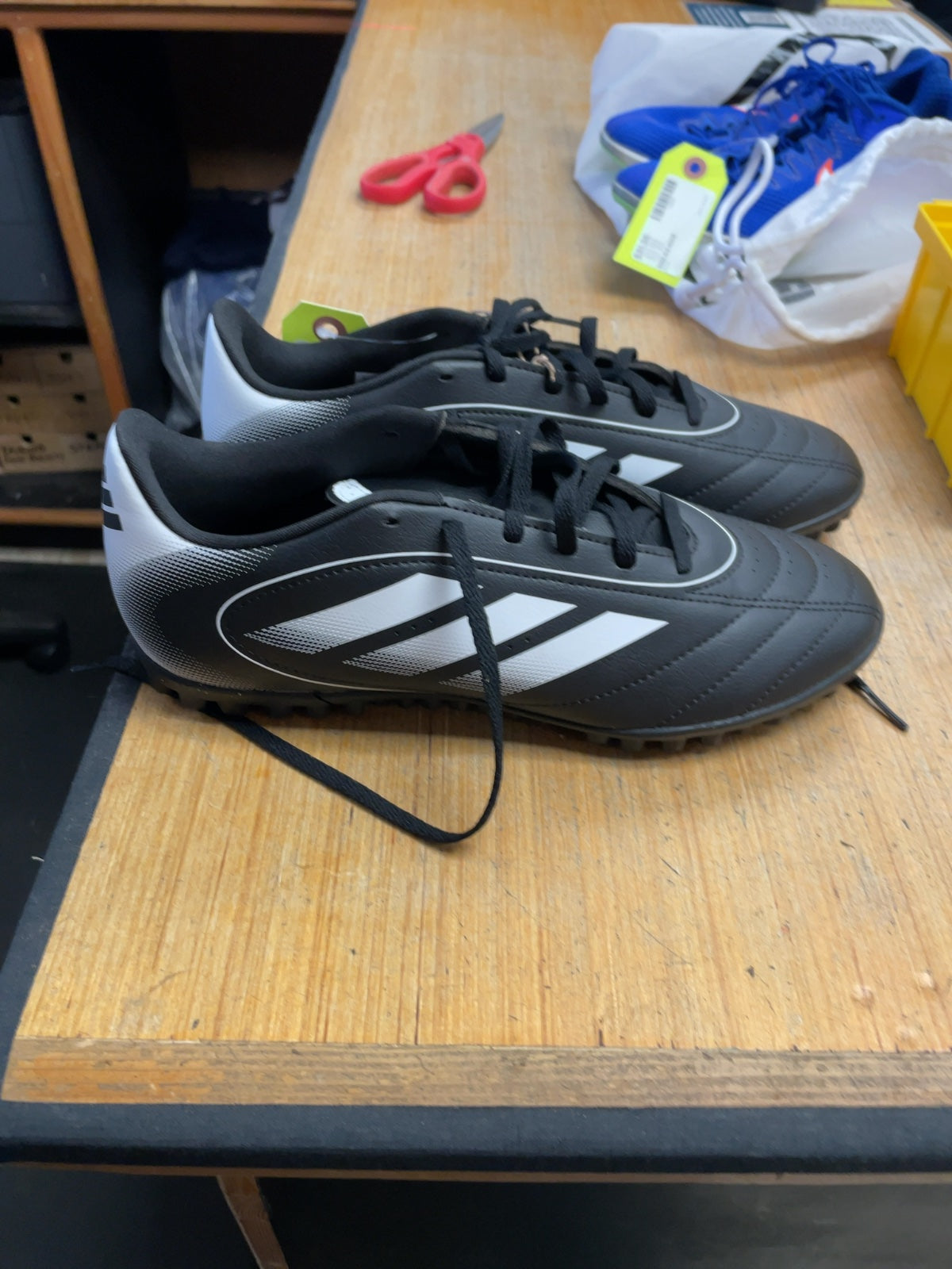 Adidas Turf Size 8 Soccer Cleats