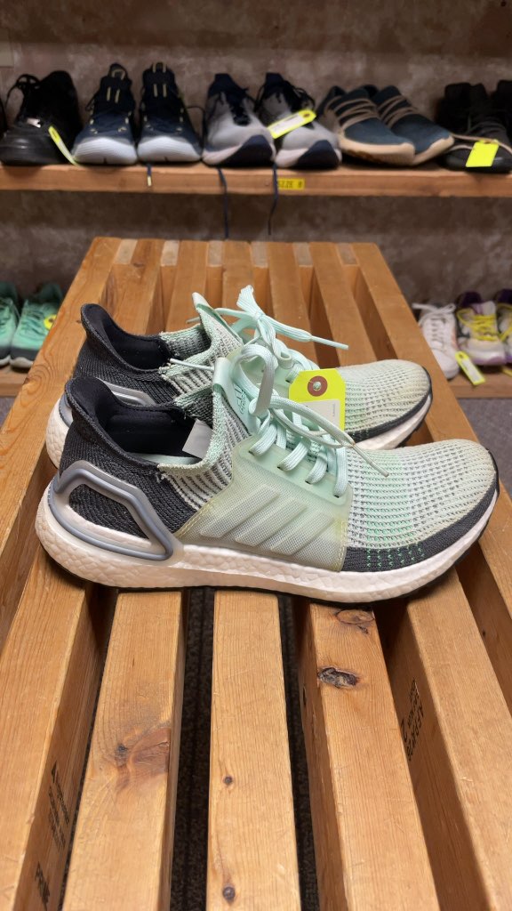 Adidas UltraBoost 19 Women's Running Shoes - Size 8.5 - Mint Green