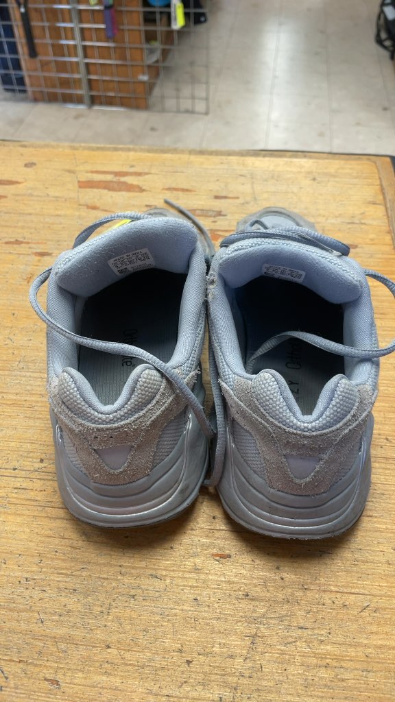 Adidas Yeezy Boost 700 V2 Hospital Blue Sneakers Size 6