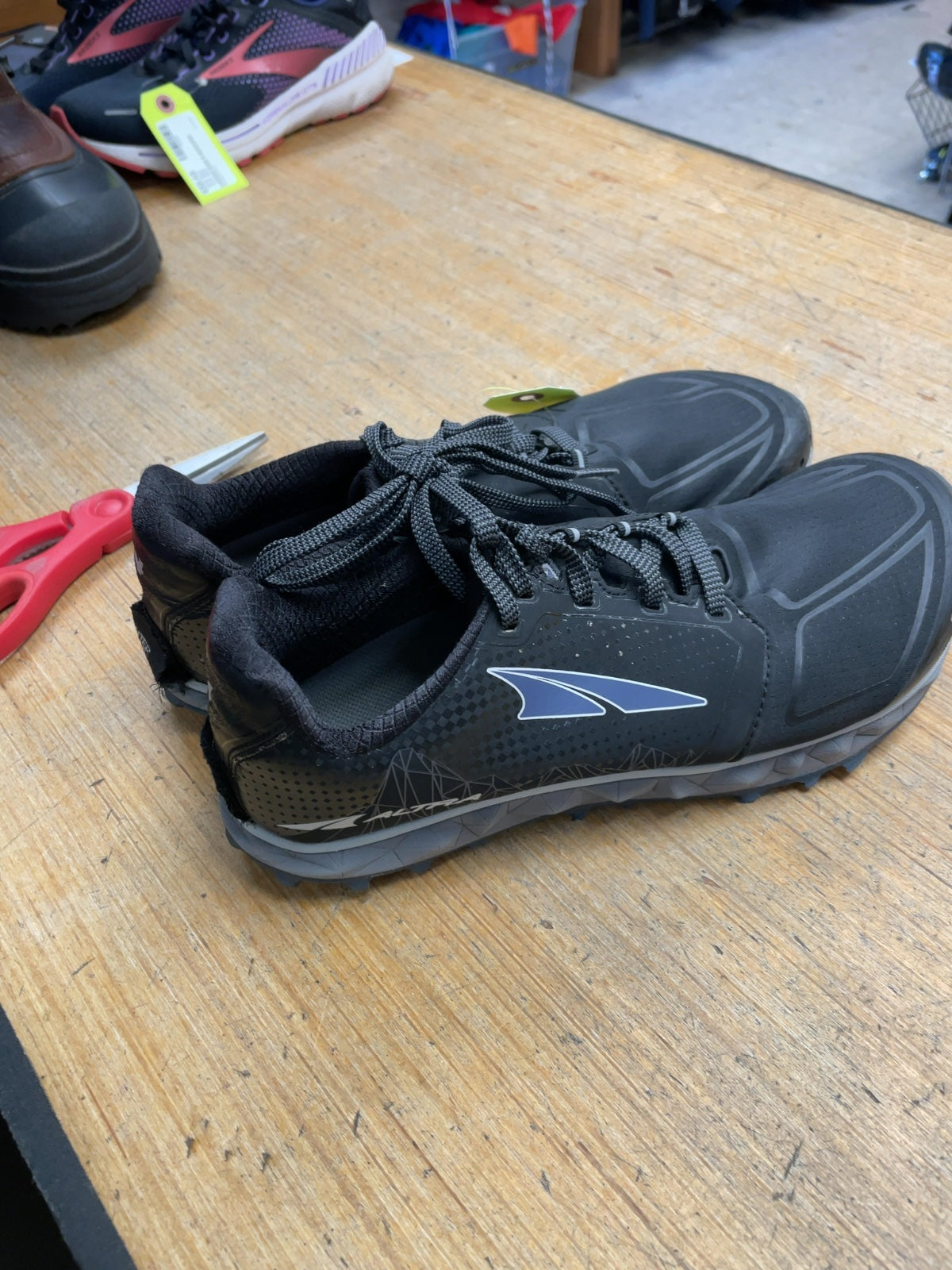 Altra Lone Peak 4 Size 9 Trail Running Shoes
