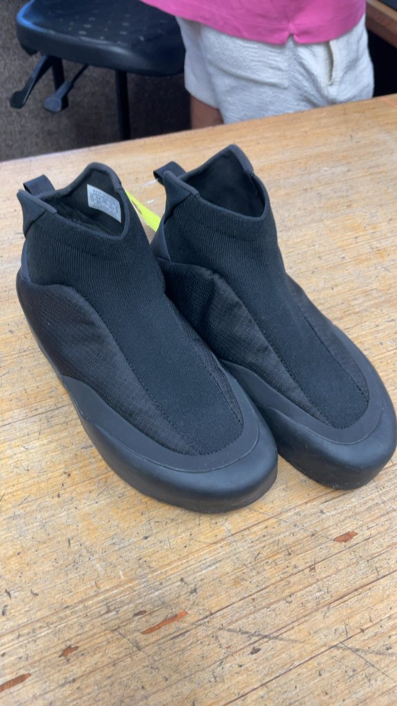Arc'teryx Black Slip-On Boots - Size 7