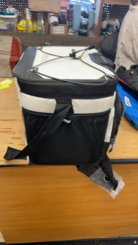 Arctic Zone Titan 24 Can Zipperless Cooler - Black/White